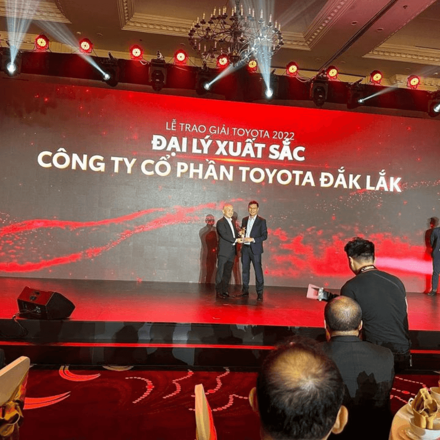 Read more about the article Vinh Danh Toyota Daklak Đạt Đại Lý Xuất Sắc Năm 2022